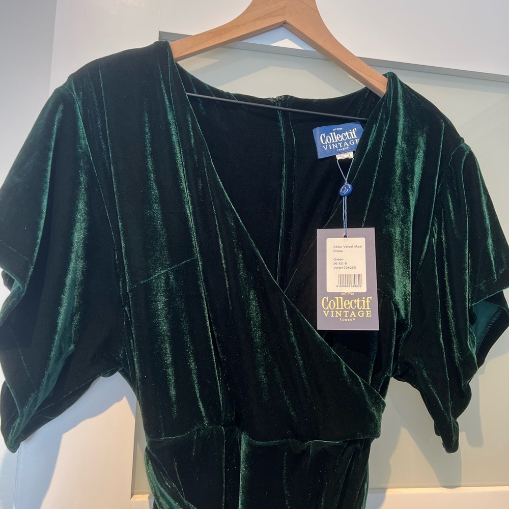 Collectif Vintage Emerald Green Velvet Dress Akiko maxi dress